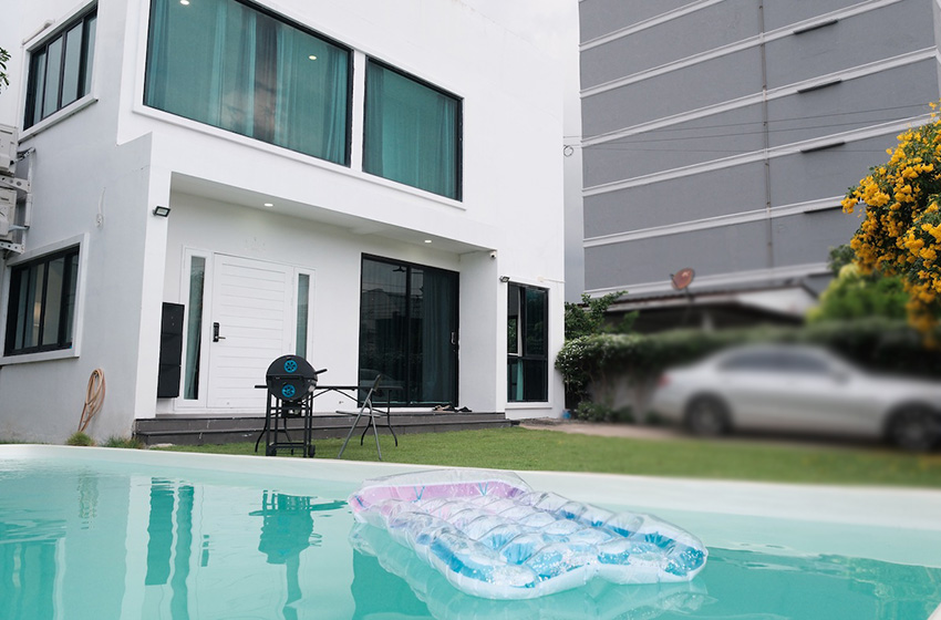 House with Private Pool in Sukhumvit